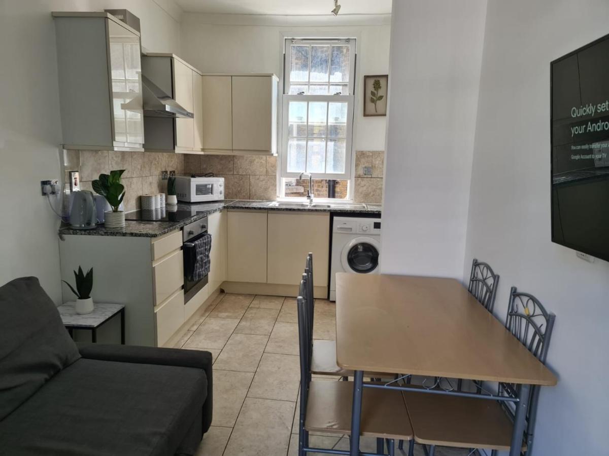 "Bright & Spacious" 3 Bedroom Flat By Kings Cross, St Pancras Station!!!!64 London Exterior foto