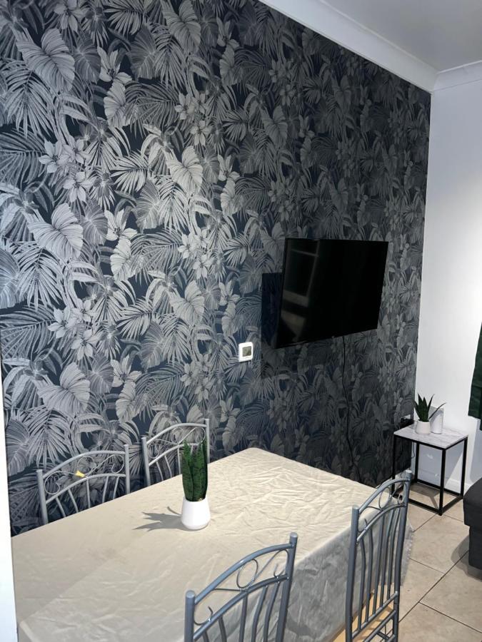 "Bright & Spacious" 3 Bedroom Flat By Kings Cross, St Pancras Station!!!!64 London Exterior foto