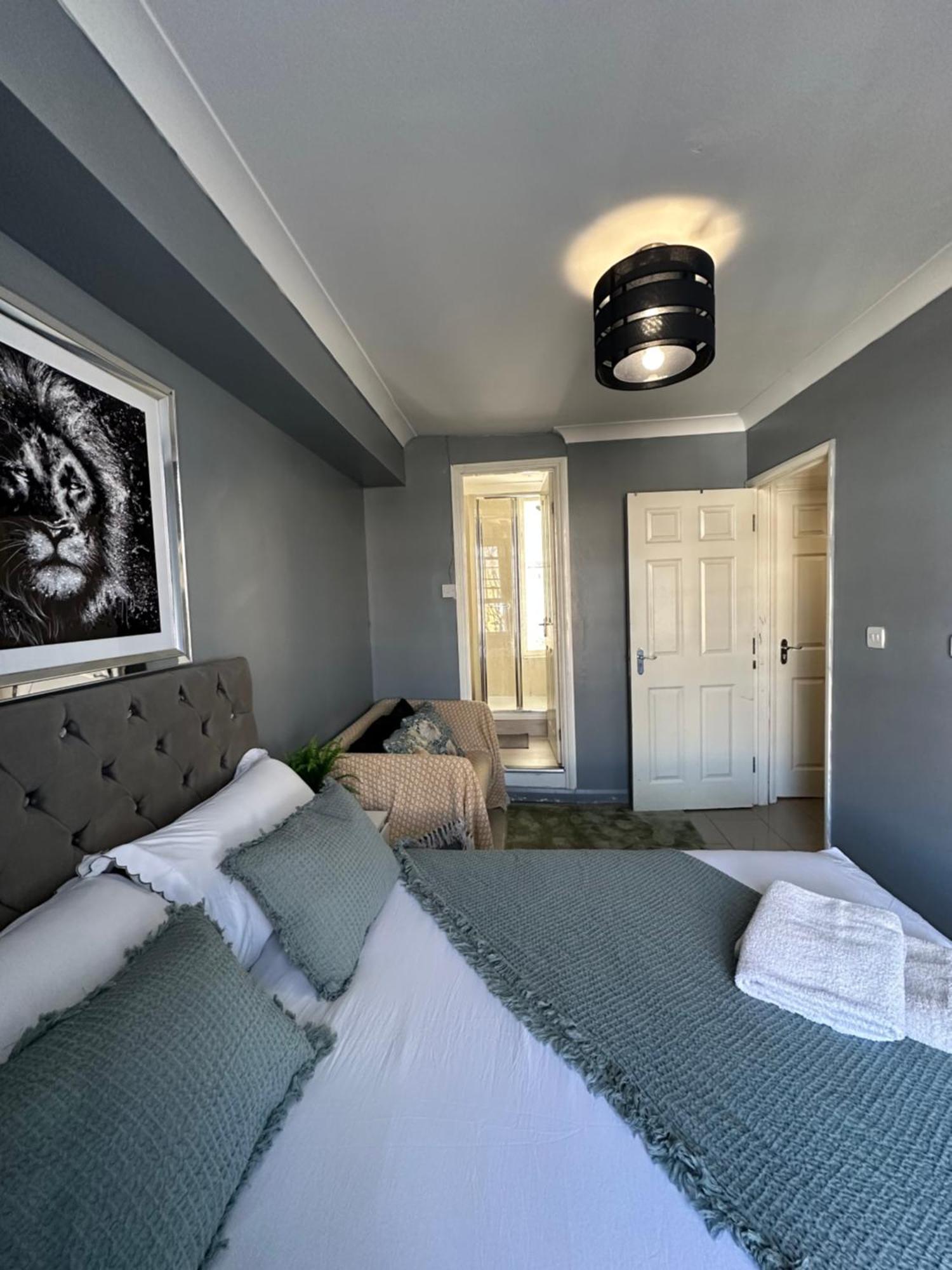 "Bright & Spacious" 3 Bedroom Flat By Kings Cross, St Pancras Station!!!!64 London Exterior foto